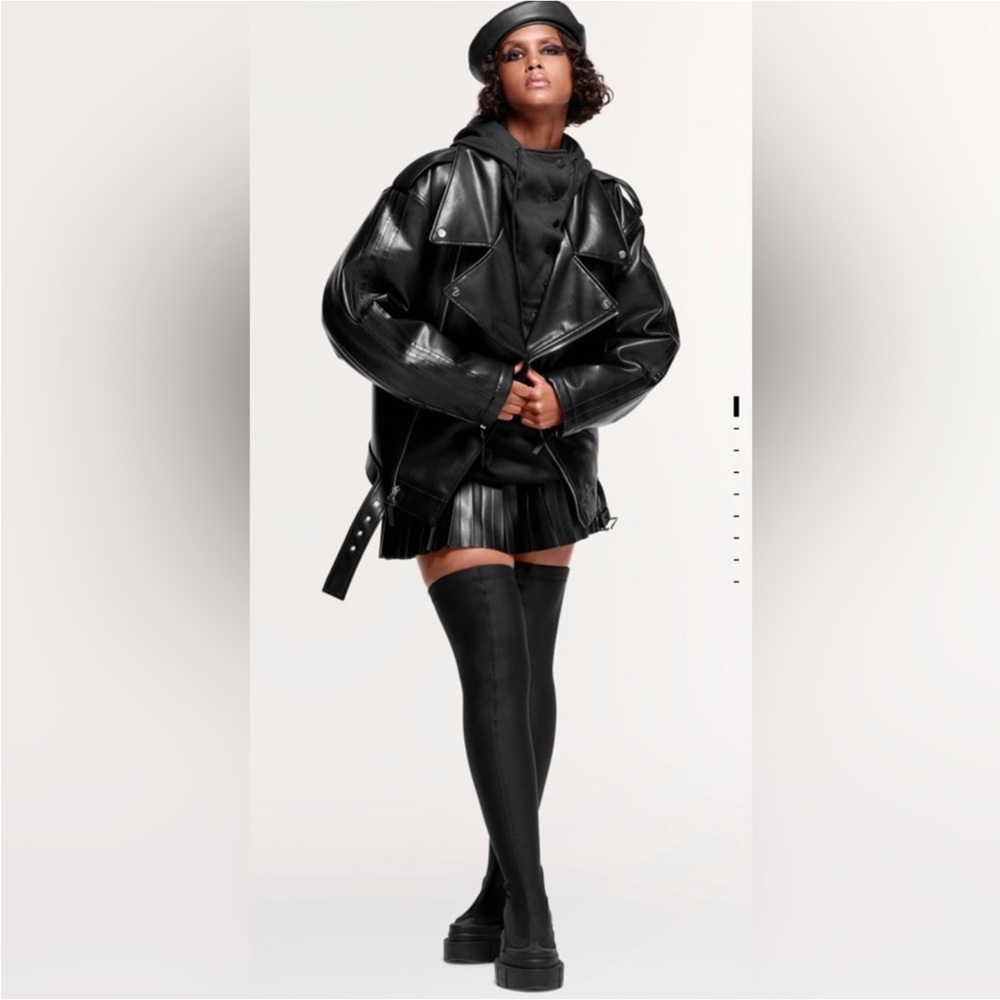 COPY - Adidas x Ivy park noir supersleek long boots 11